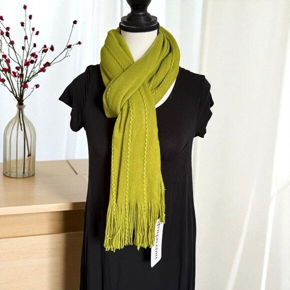 New With Tags marvelush by Lizden Soft Green Scarf - Picture 1 of 6